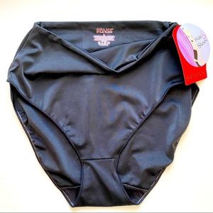 Spanx NWT black shapewear underwear panties small